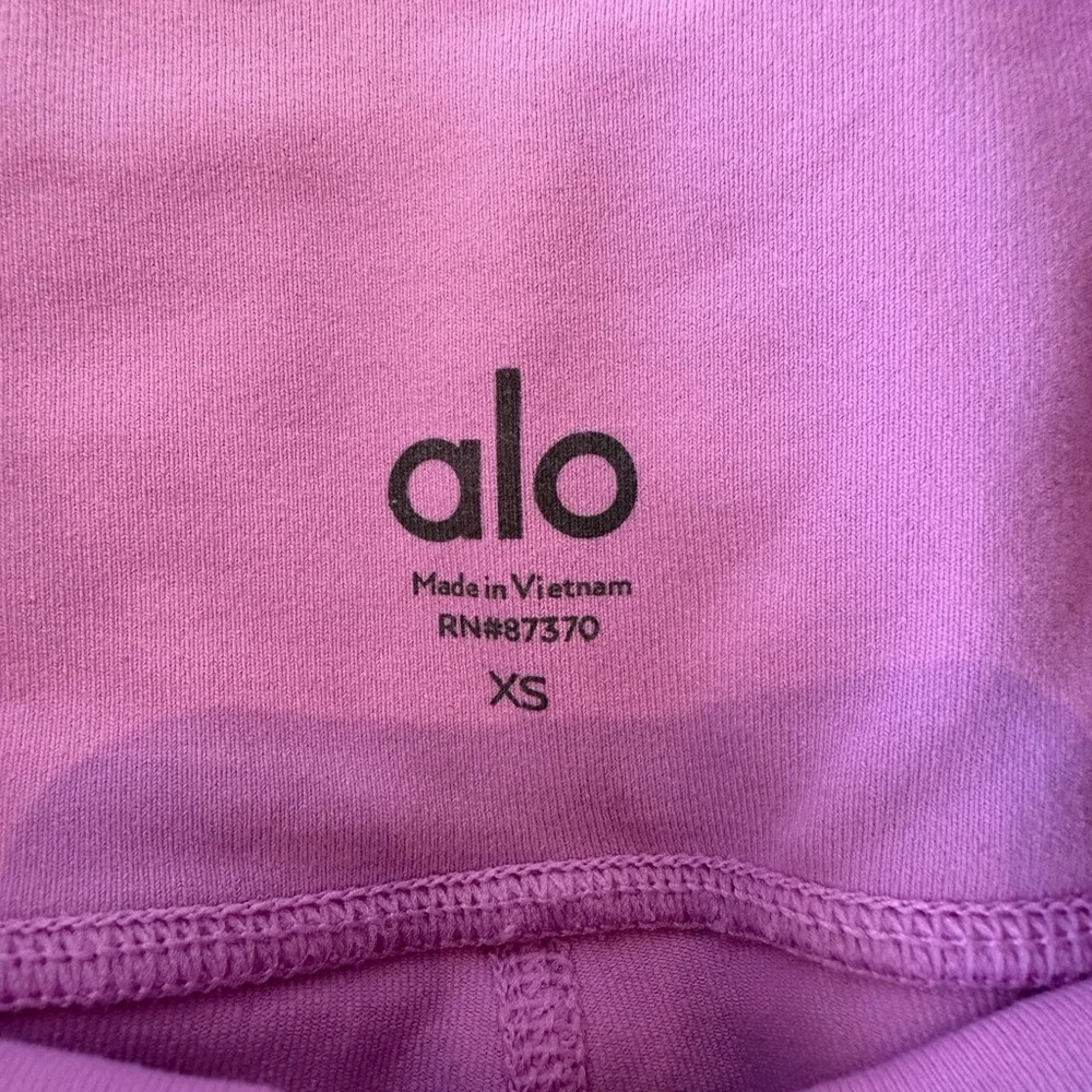 Alo Yoga Airbrush Short in Orchid